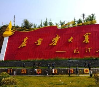 山西太原，大寨、五台山、云冈石窟、平遥古城、常家庄园、壶口瀑布双卧九日游 